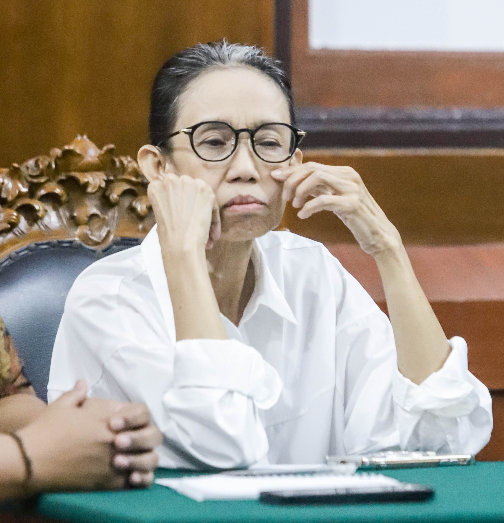 Nany Widjaja&nbsp;di Pengadilan Negeri Surabaya, Rabu (27/11). (Lugas Wicaksono/Jawa Pos)