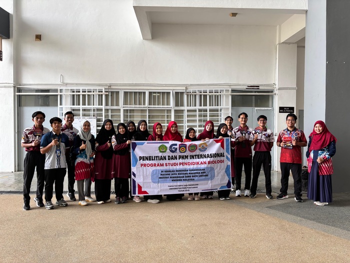 Kolaborasi internasional Program Studi Pendidikan Biologi UPGRI Pontianak bersama institusi pendidikan di Sarawak, Malaysia.