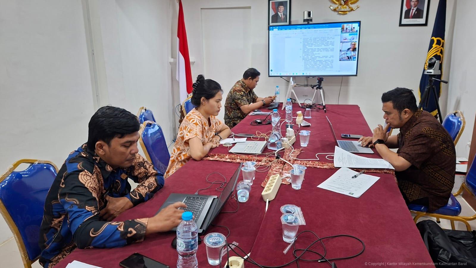 Rapat Pengharmonisasian yang digelar Kantor Wilayah Kementerian Hukum Kalimantan Barat.