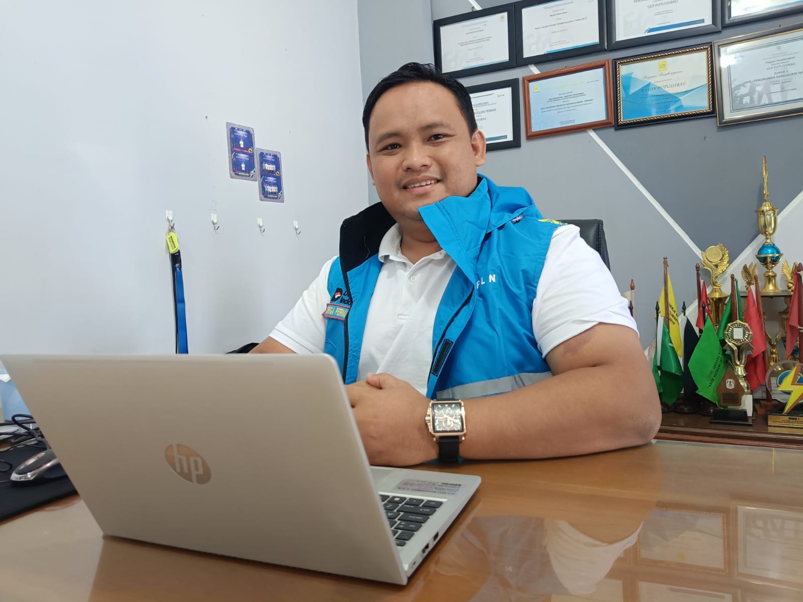 Kepala PLN Unit Layanan Pelanggan (ULP) Putussibau Dirga Permana Putra.