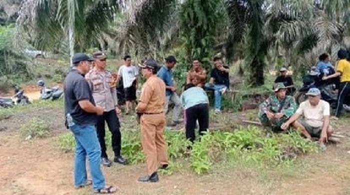 PT Kalmin resmi memulai kegiatan eksplorasi tambang di wilayah Kabupaten Sanggau setelah menggelar prosesi adat.