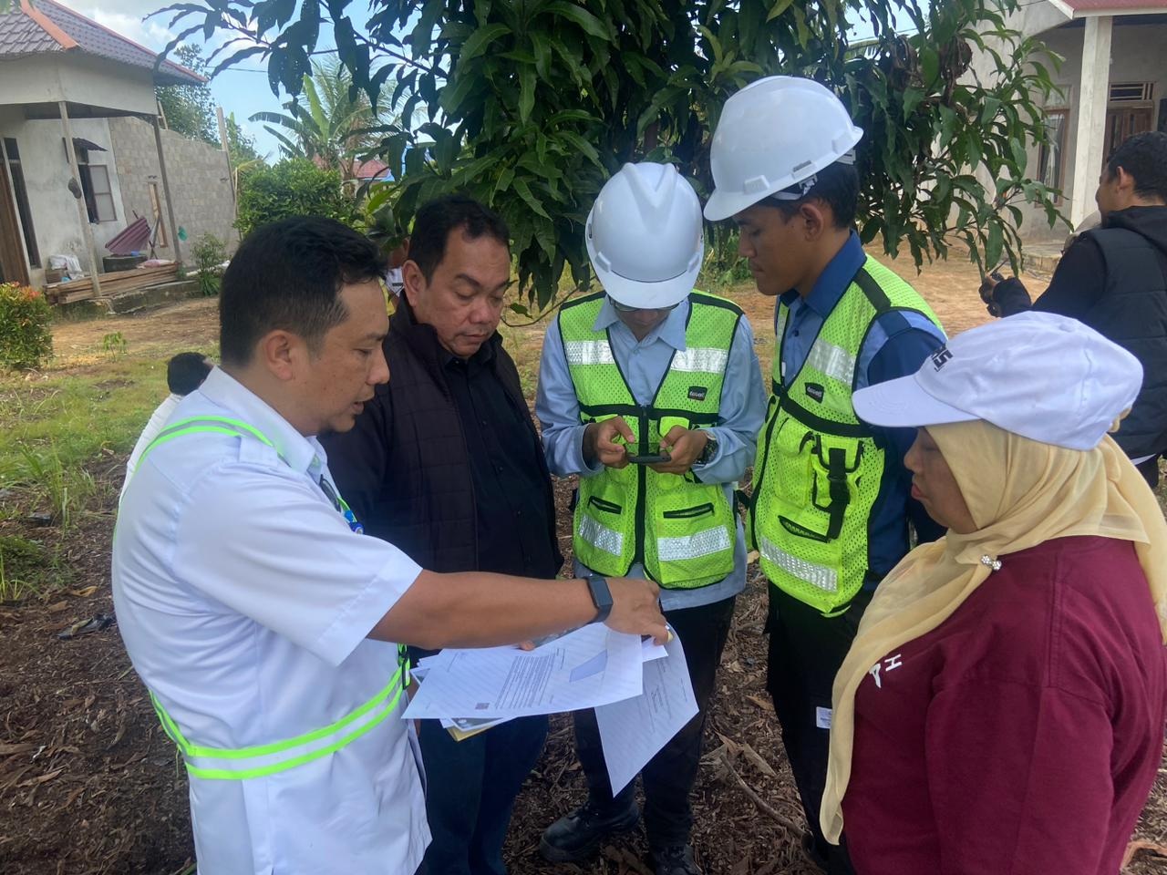 PEMETAAN: Tim dari Kemendikti Saintek melakukan pemetaan lahan sebagai tahap awal perencanaan pembangunan Sekolah Garuda.