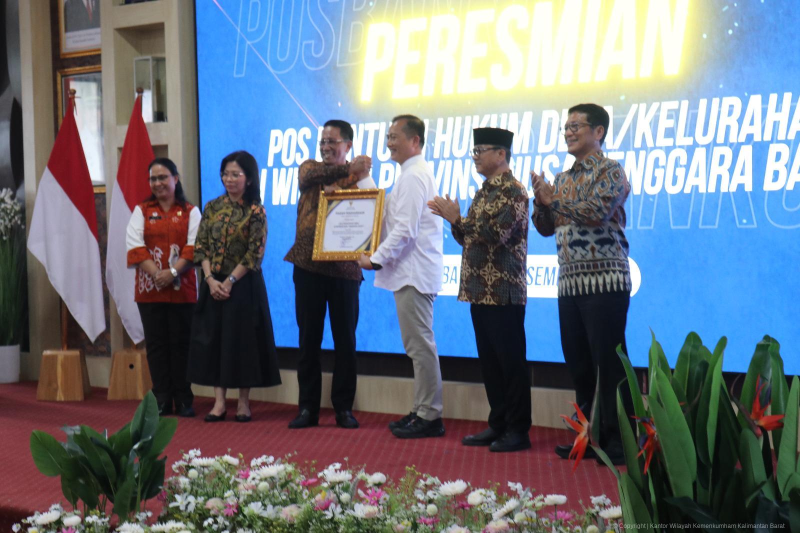 Kemenkum meresmikan pembentukan Posbankum di NTB pada Sabtu (13/12).