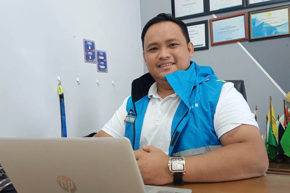 Dirga Permana Putra Kepala PLN Unit Layanan Pelanggan (ULP) Putussibau.