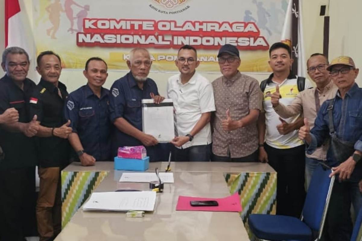 Dedet Gunawan secara resmi mendaftarkan diri sebagai bakal calon Ketua Umum Komite Olahraga Nasional Indonesia (KONI) Kota Pontianak.