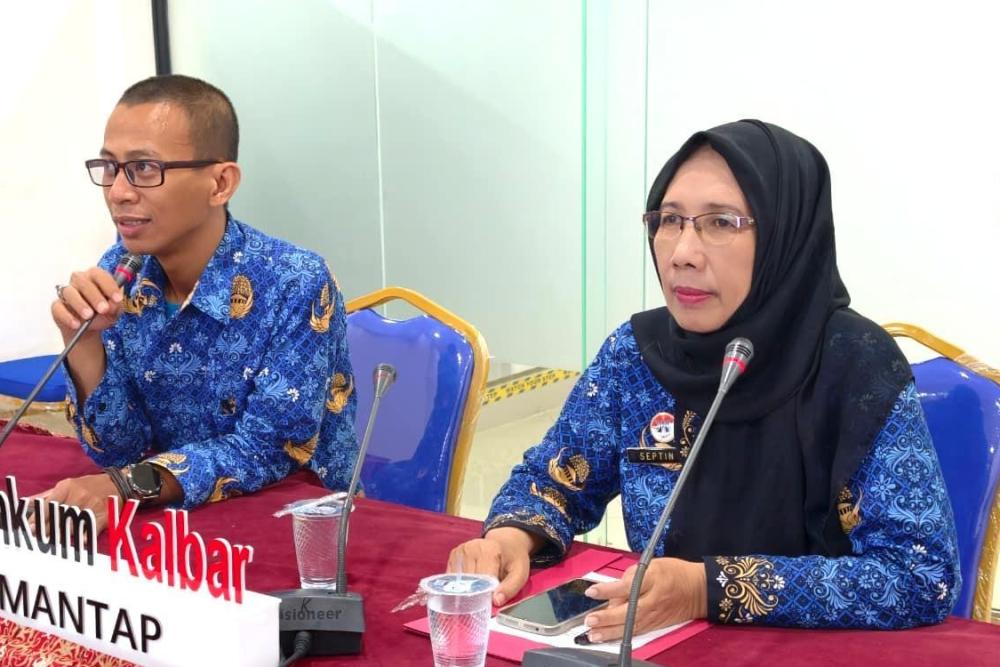 Kanwil Kemenkum kalbar menggelar rapat harmonisasi Raperbup Sambas pada Rabu (17/12).