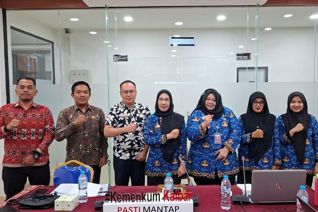 Kanwil Kemenkum Kalbar menggelar rapat pembahasan rancangan peraturan bupati Sekadau pada Jumat (19/12).