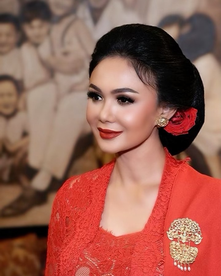 Yuni Shara