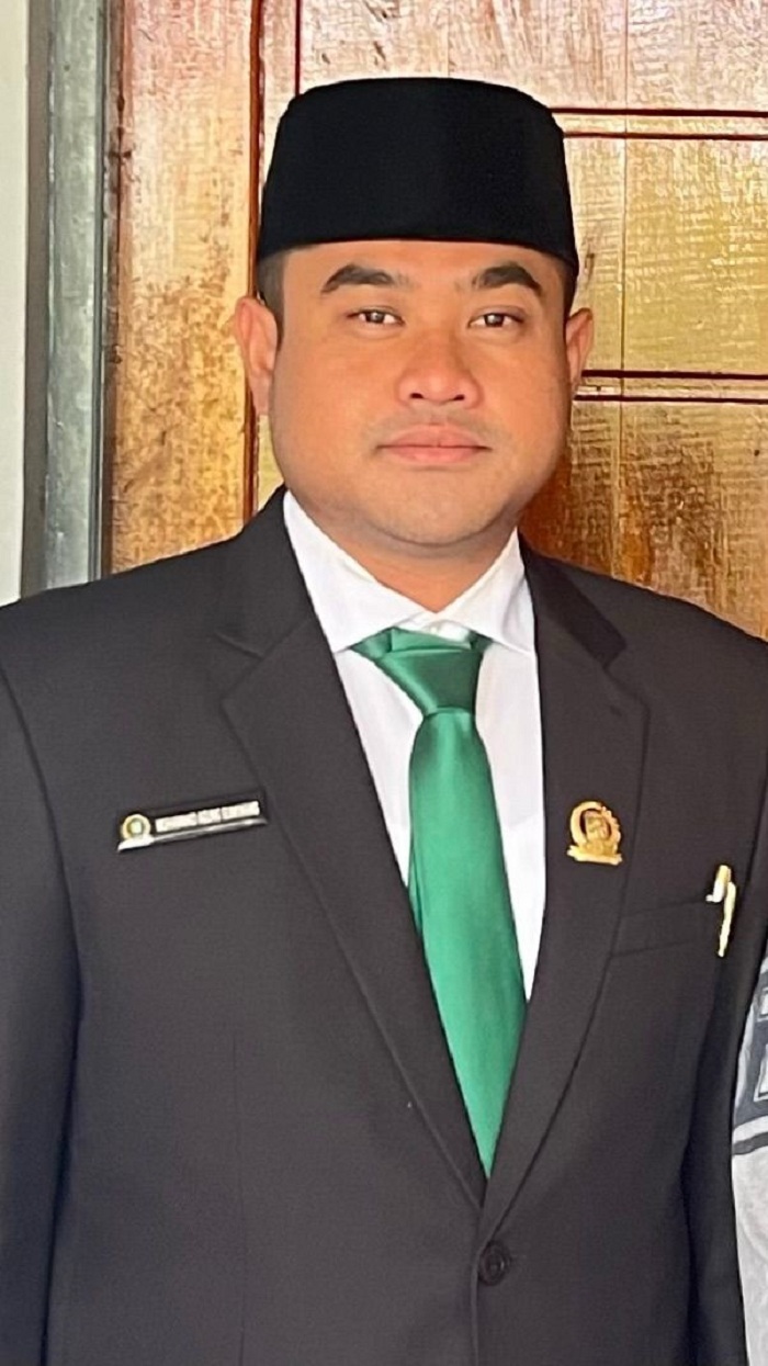 Anggota Komisi B Sintang, Agung Gumiwang