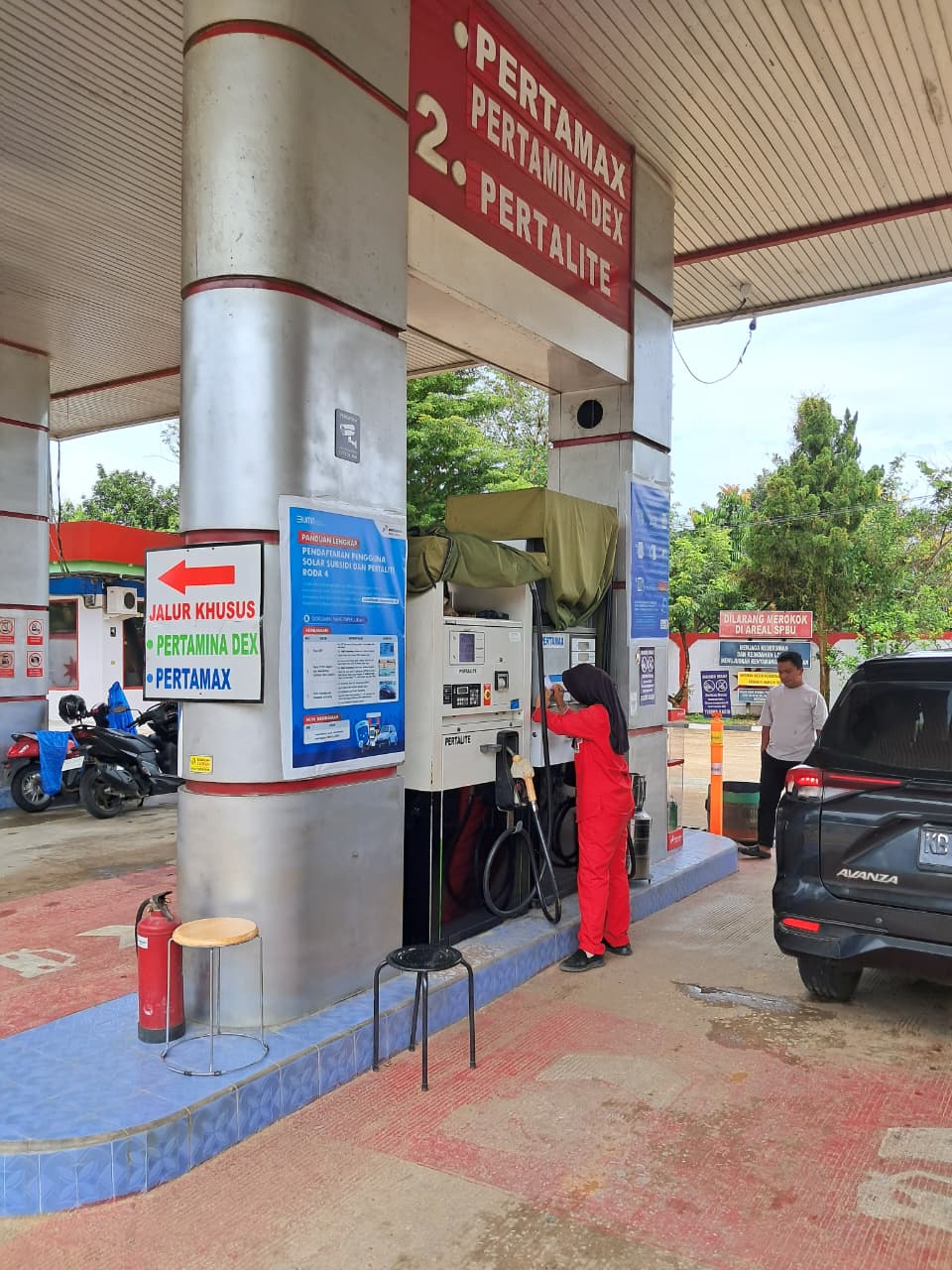 Suasana salah satu SPBU di Kabupaten Sanggau.