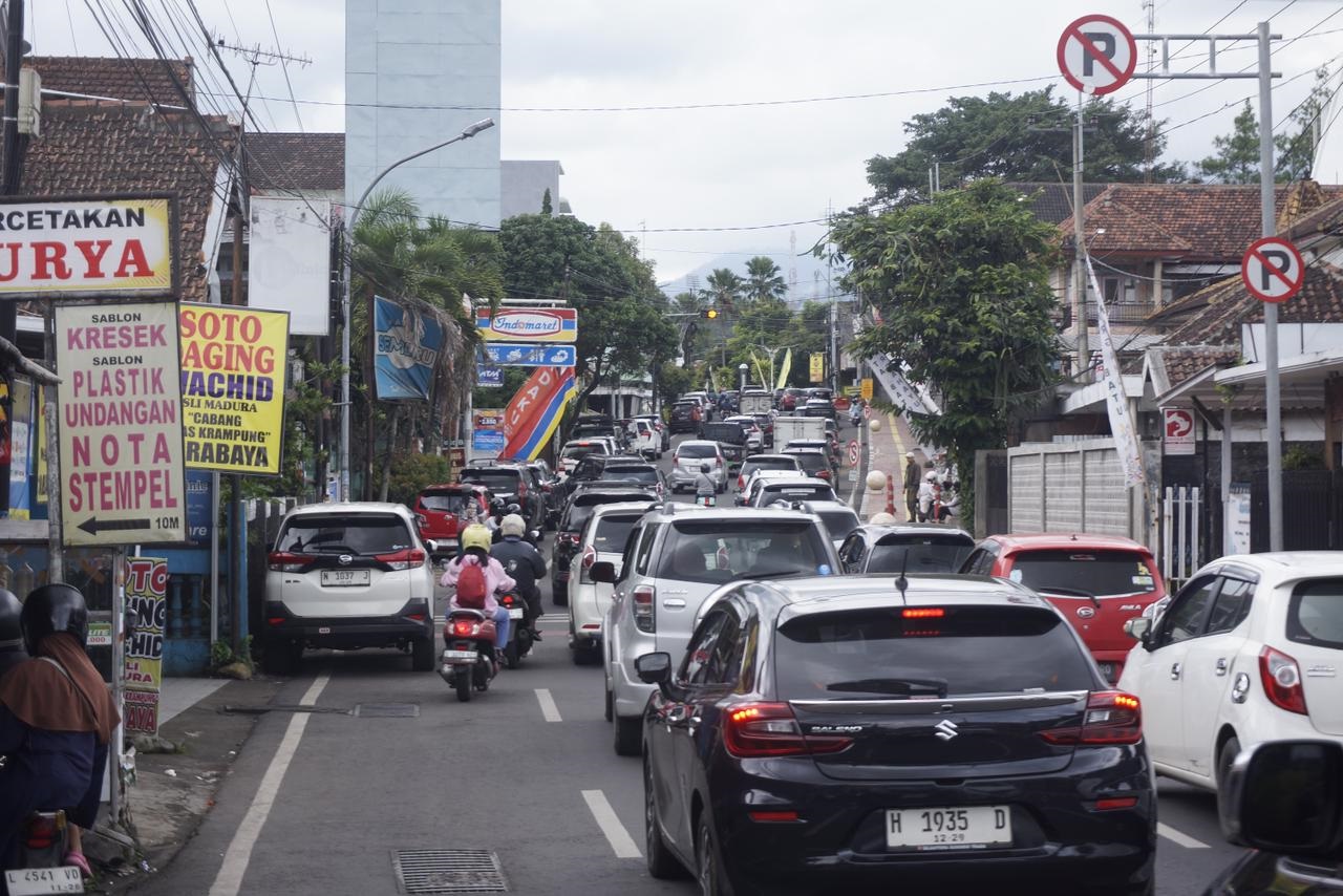 PADAT: Kenaikan jumlah pengunjung di Jogjakarta diprediksi terus terjadi sampai momen tahun baru.