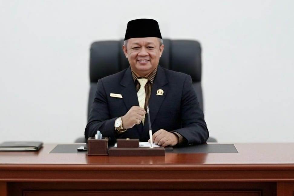 Ketua DPRD Kabupaten Mempawah Safruddin Asra