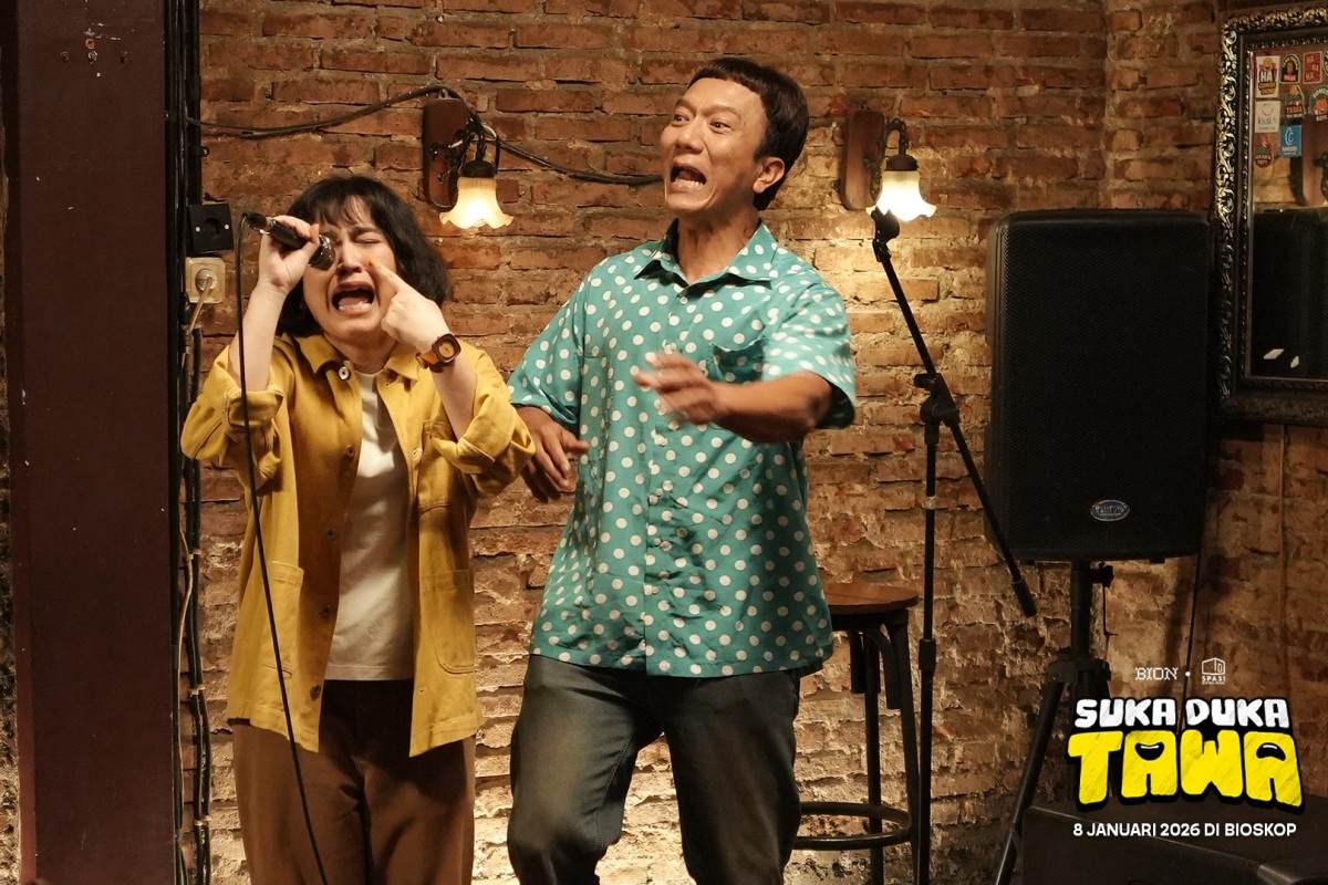 Film Suka Duka Tawa garapan sutradara Aco Tenriyagelli resmi merilis final trailer. Siap-siap menyambut 2026 dengan tawa dan haru pada 8 Januari.