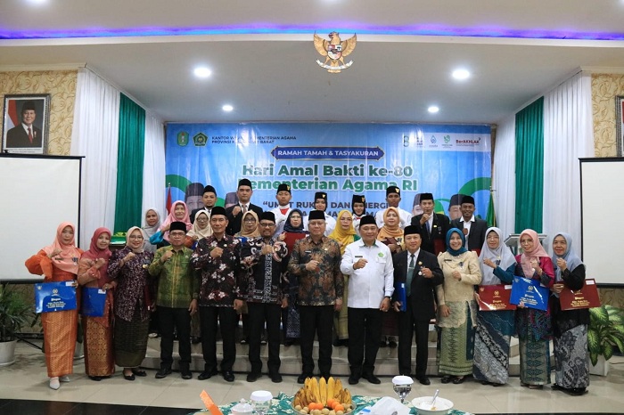 HARI AMAL BAKTI: Peringatan Hari Amal Bakti (HAB) ke-80 Kementerian Agama di Halaman Kantor Wilayah Kementerian Agama Provinsi Kalimantan Barat, Sabtu (3/1/2026).