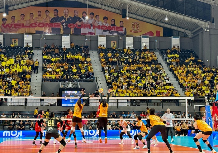 PERTANDINGAN PERDANA: Popsivo Polwan membuka kompetisi Proliga 2026 dengan kemenangan setelah menaklukkan Medan Falcon di di GOR Terpadu Ahmad Yani, Pontianak, Kamis (8/1).