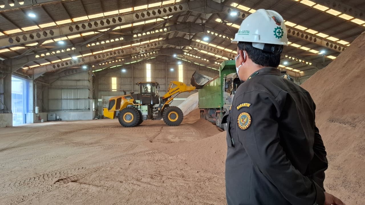 EKSPOR: Aktivitas ekspor di PLBN Nanga Badau menunjukkan pertumbuhan pesat, dengan ekspor ikan air tawar dan bungkil kelapa sawit menjadi pendorong utama perekonomian perbatasan di awal tahun 2026