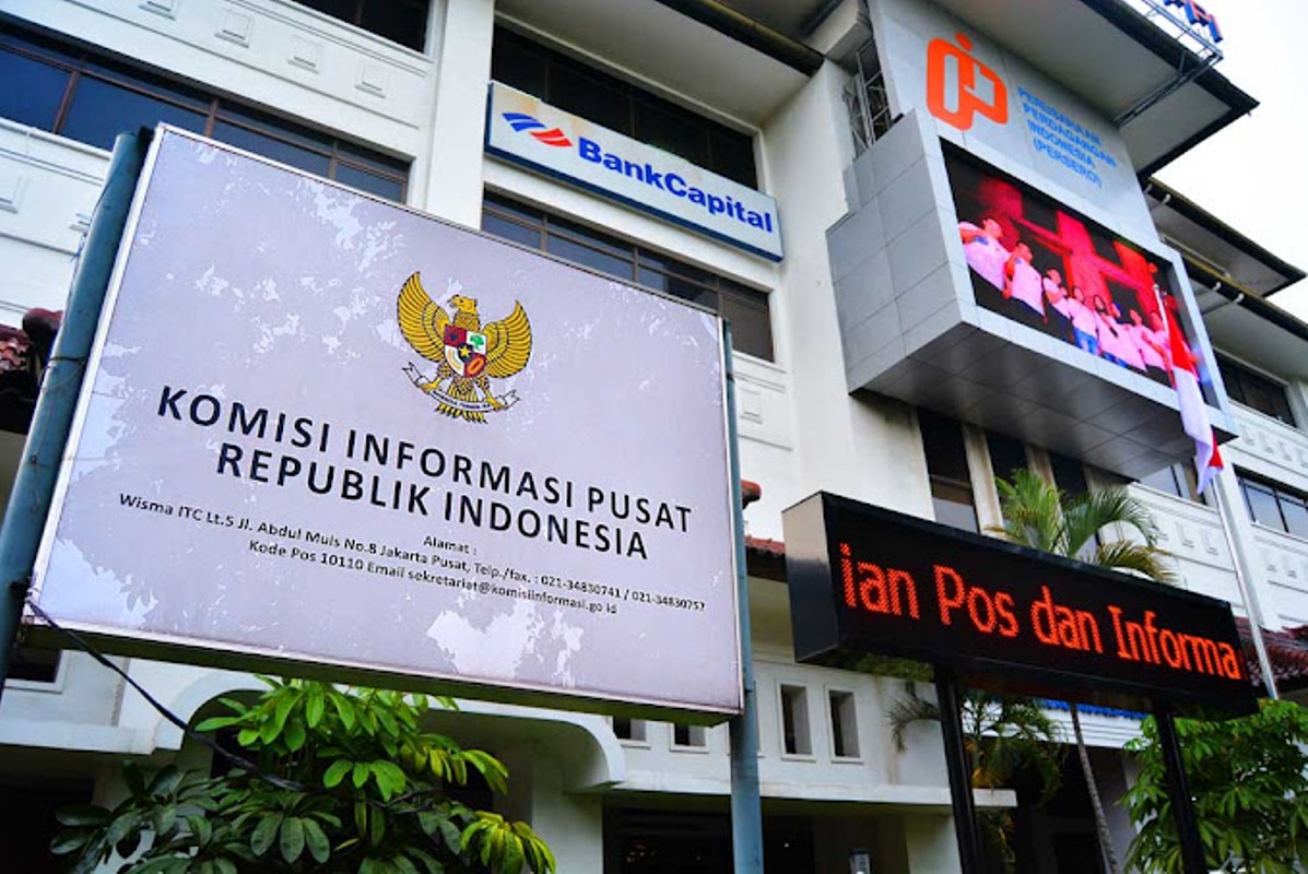 Komisi Informasi Pusat (KIP).