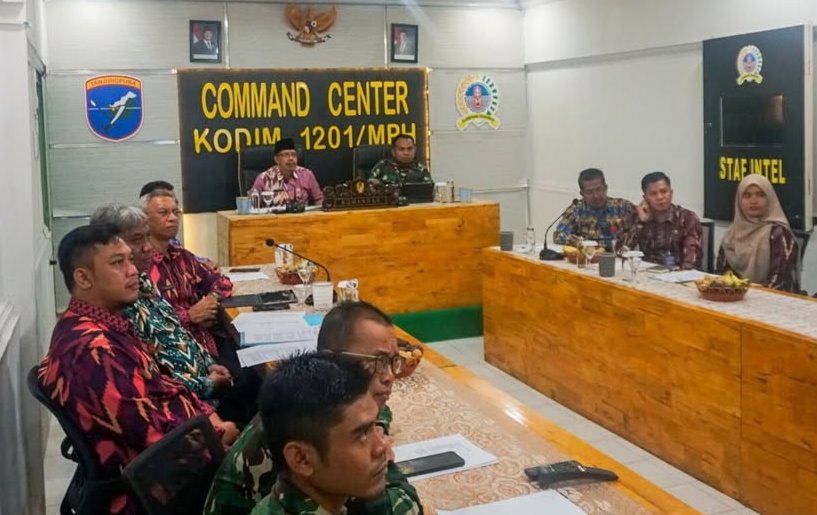 Rapat evaluasi perkembangan penyiapan lahan dan pembangunan fisik gerai KDKMP di wilayah Kodim 1201/Mempawah secara virtual.
