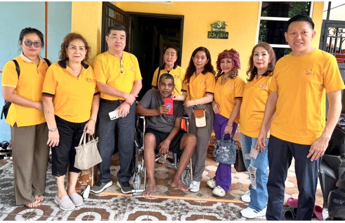 BANTUAN: Xing Fu kembali melakukan baksos perdananya di tahun 2026, Minggu (11/1).
