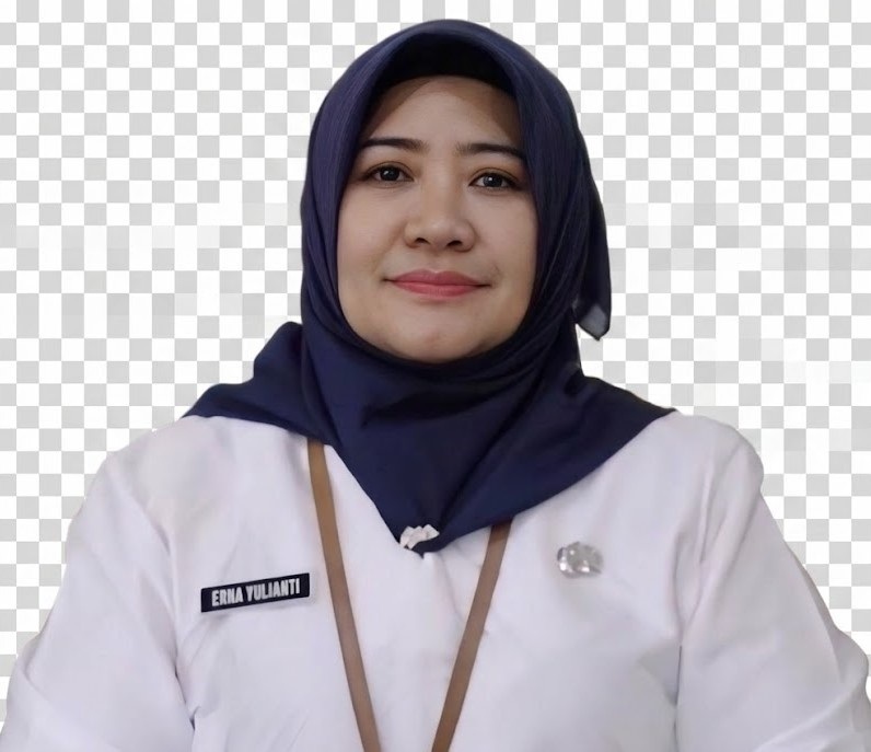 Erna Julianti