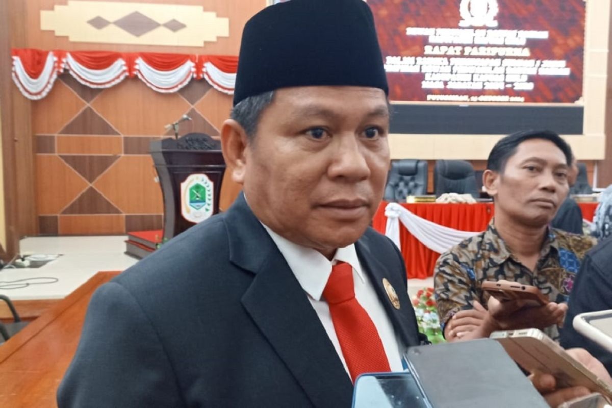 Ketua DPRD Kapuas Hulu, Yanto