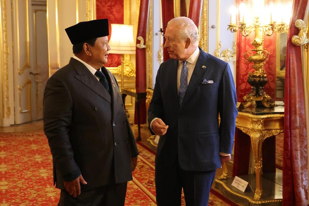 Presiden RI Prabowo bertemu Raja Inggris Charles III di London pada Rabu (21/1).