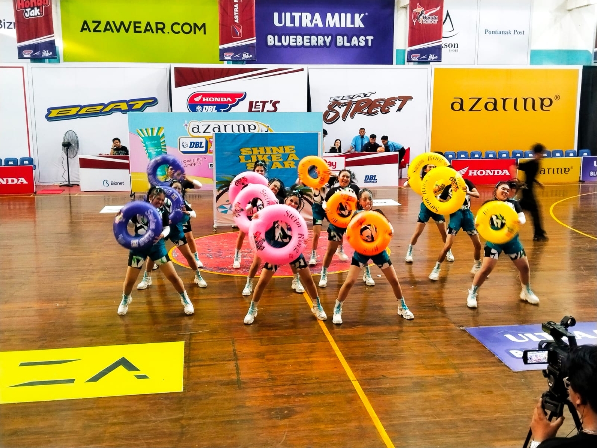 Penampilan TrixAngel di Azarine DBL Dance competition