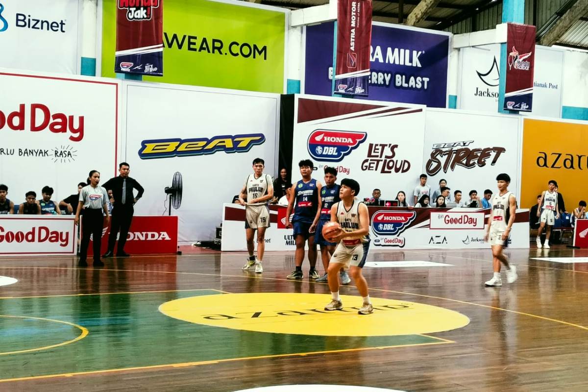 Laga pembuka Honda DBL With Kopi Good Day 2026 West Kalimantan antara SMA Santo Paulus Pontianak melawan Smanda Pontianak pada Jumat (23/1).