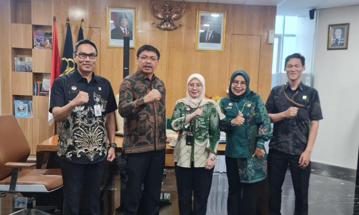 Kanwil Kemenkum Kalbar menjalin koordinasi strategis bersama Ditjen AHU Kemenkum RI pada Kamis (22/1).