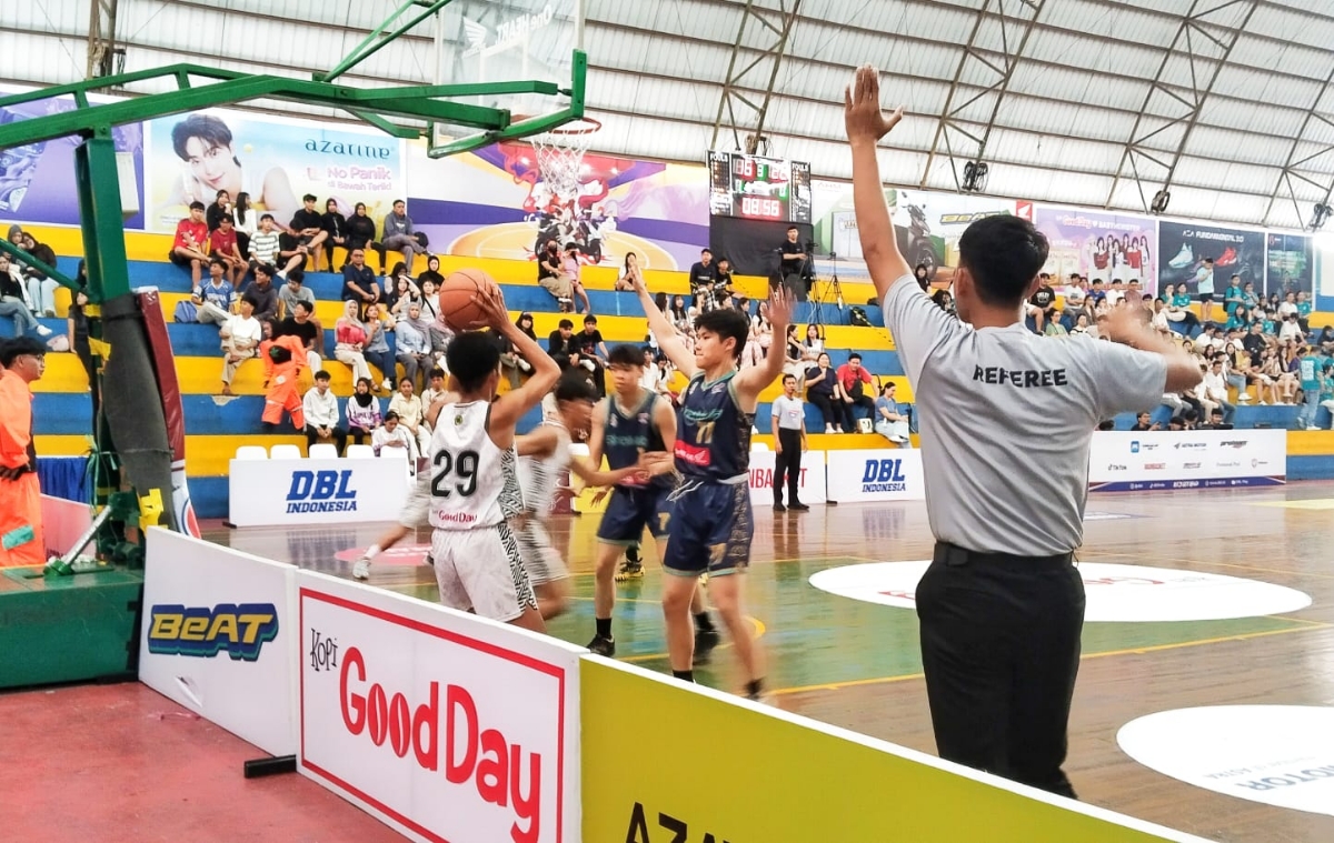 Laga antara skuad Smuja vs Skuad Bina Mulya Pontianak di Honda DBL with kopi good day 2026 West Kalimantan.