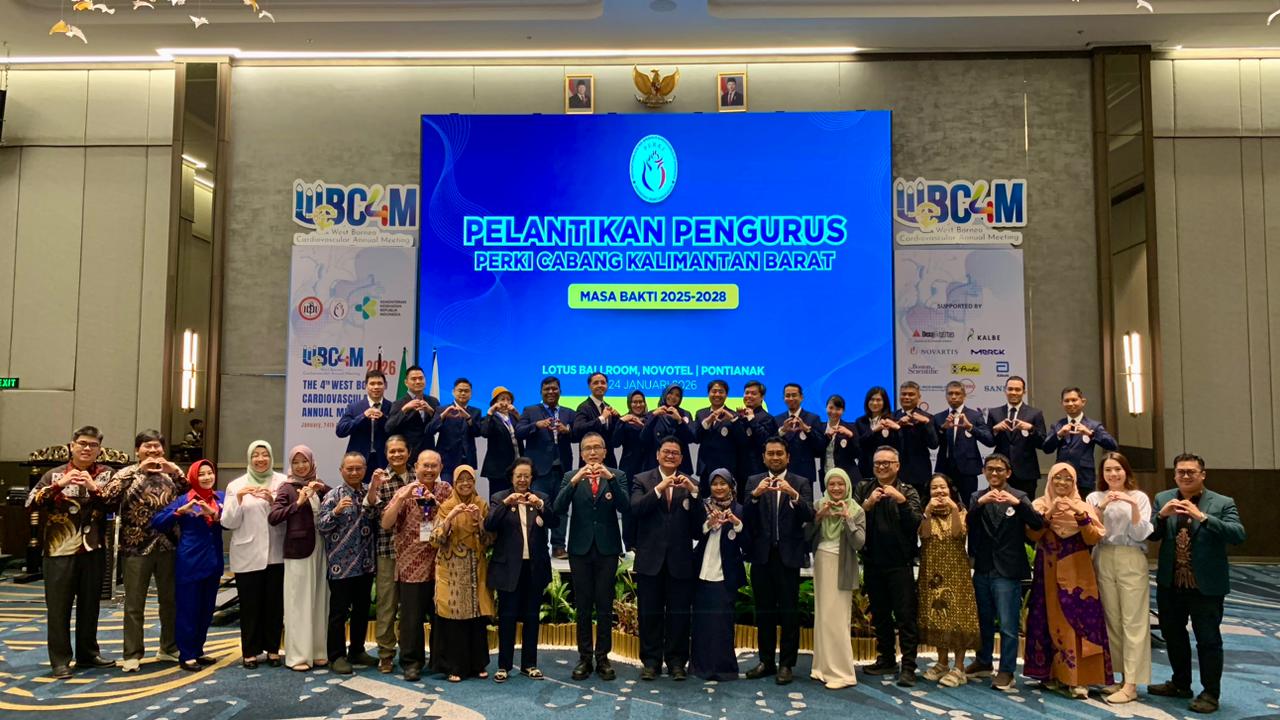 BERSAMA:&nbsp;Pengurus PERKI&nbsp;Cabang Kalbar&nbsp;foto bersama&nbsp;pengurus&nbsp;PP PERKI serta&nbsp;sejawat, dan&nbsp;tamu undangan,&nbsp;usai pelantikan pengurus masa bakti 2025&ndash;2028 dalam rangkaian The 4th&nbsp;WeBCAM) 2026, Sabtu (24/1