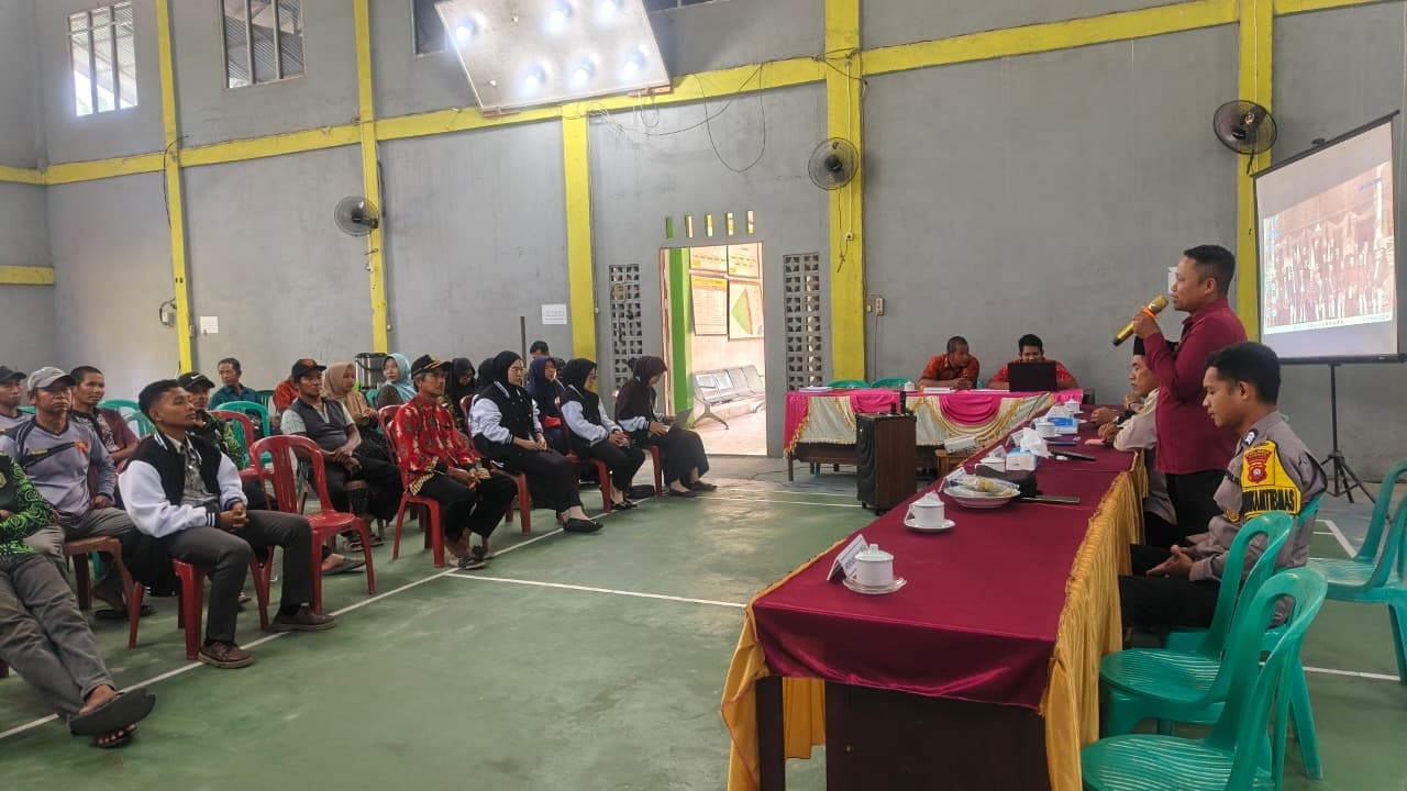 LPPD: Suasana penyerahan LPPD yang dilaksanakan Pemdes Arung Medang.