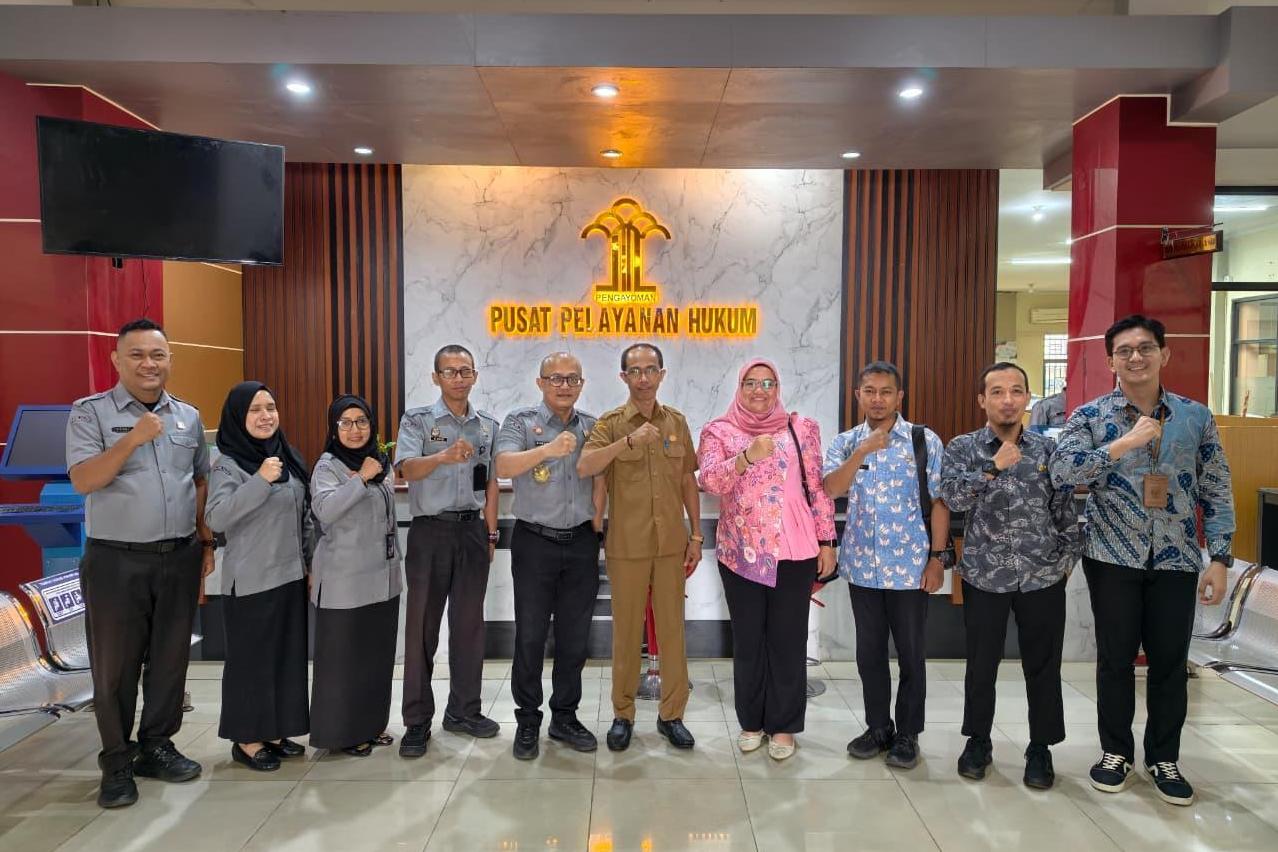 Kanwil Kemenkum Kalbar menerima koordinasi bersama BPKAD Kota Singkawang pada Selasa (27/1).