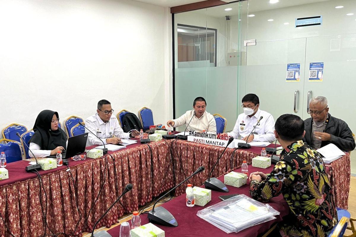 Kanwil Kemenkum kalbar menggela rapat majelis pemeriksa MKNW Kalbar pada rabu (28/1).