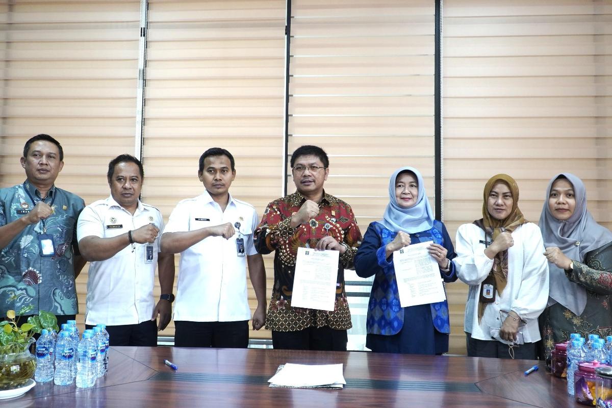 Kanwil Kemenkum Kalbar Serah Terima Pengembalian Pinjam Pakai Tanah dan Bangunan Gedung Kantor Milik Pemerintah Provinsi Kalimantan Barat, Kamis (29/1).