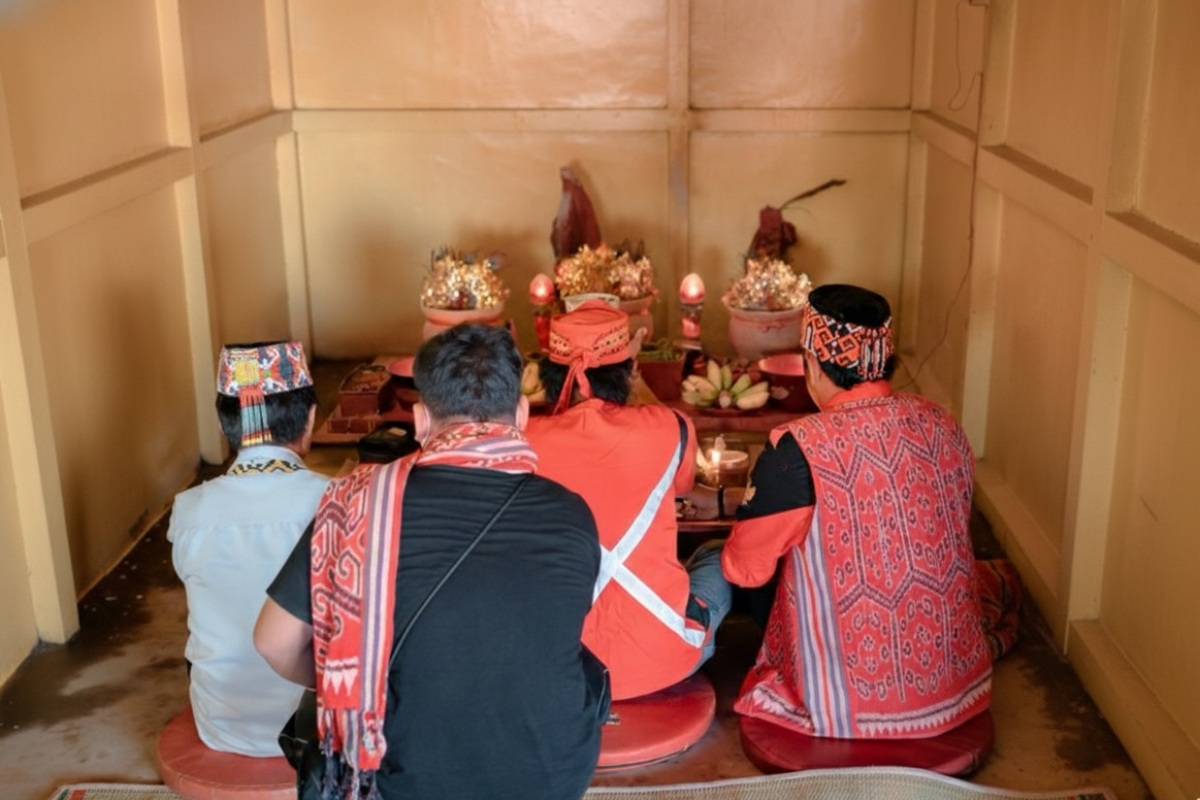 Ritual Adat Nabo