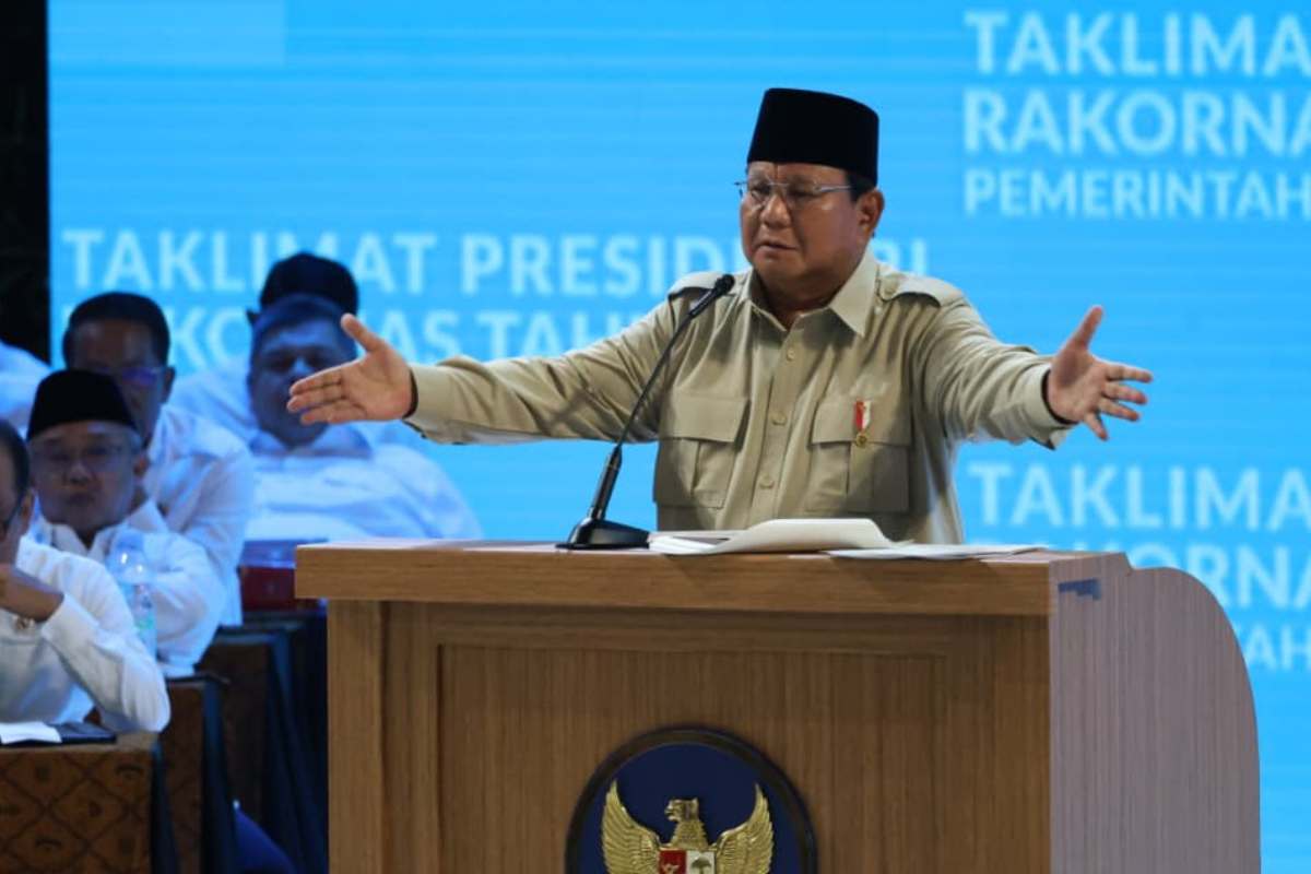 Presiden Prabowo Subianto menyampaikan taklimat dalam agenda Rakornas Pemerintah Pusat dan Daerah 2026 di Sentul, Bogor, Jabar, pada Senin (2/2).
