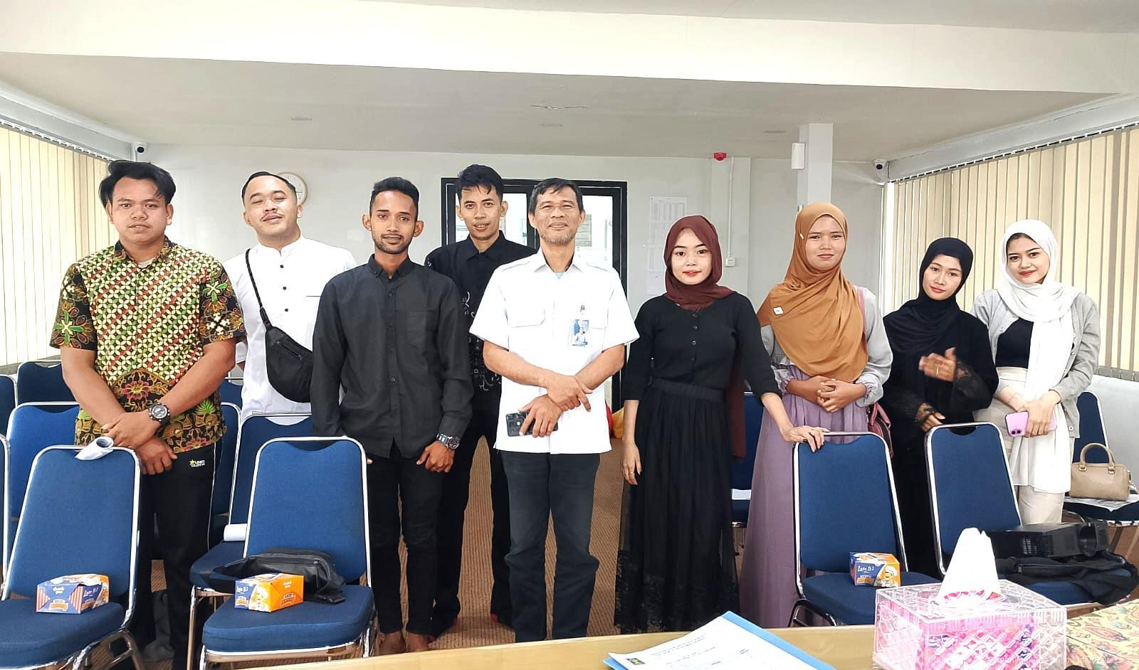 Kanwil Kemenkum Kalbar menggelar program Serassi di Kantor Urusan Agama (KUA) wilayah Kota Pontianak pada Rabu (4/2).
