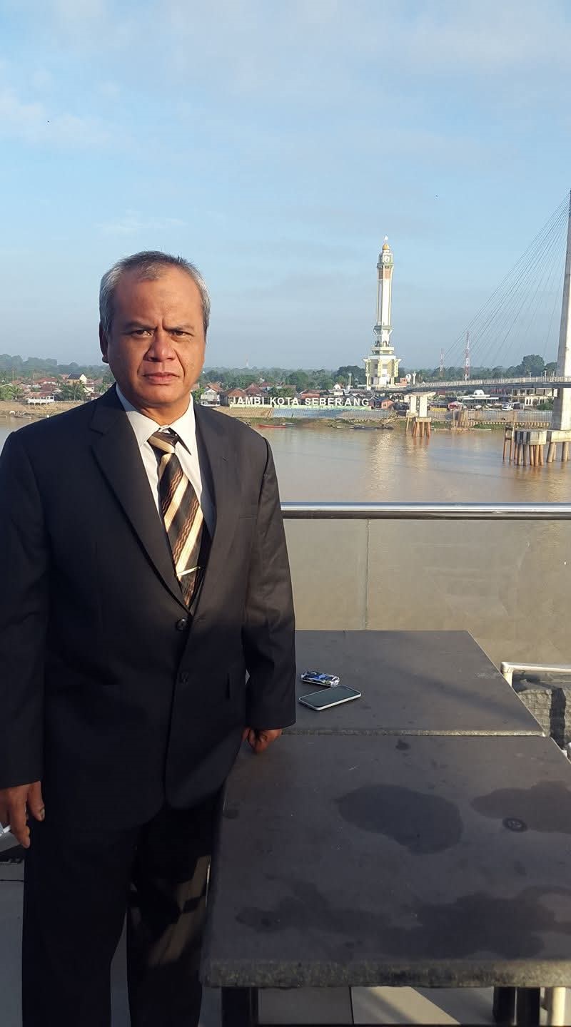 Prof. Dr. H. Kamarullah, SH., M.Hum.