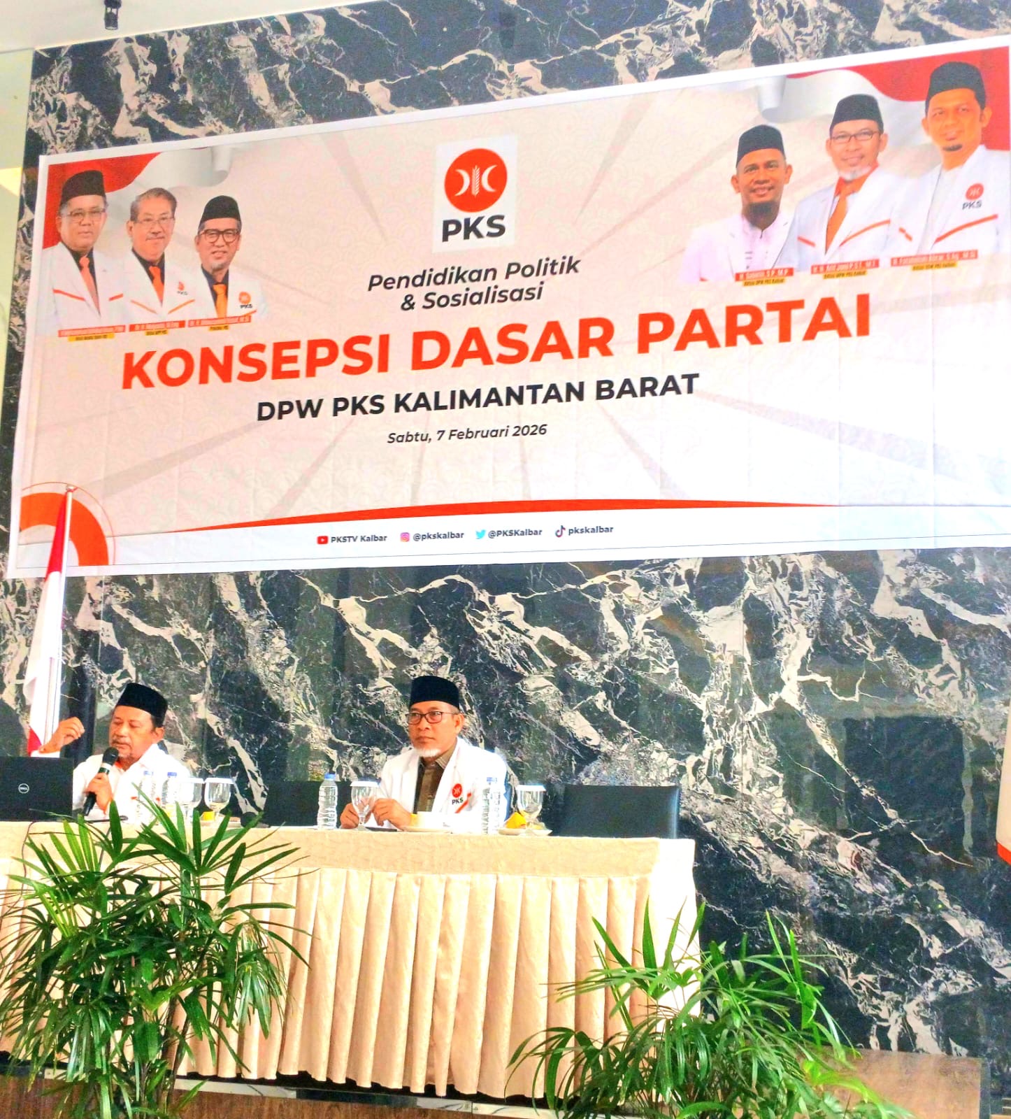 Partai Keadilan Sejahtera (PKS) Kalimantan Barat menggelar pendidikan politik berupa Sosialisasi Konsepsi Dasar Partai (SKDP) di Hotel Harmony, Pontianak, Sabtu (7/2).