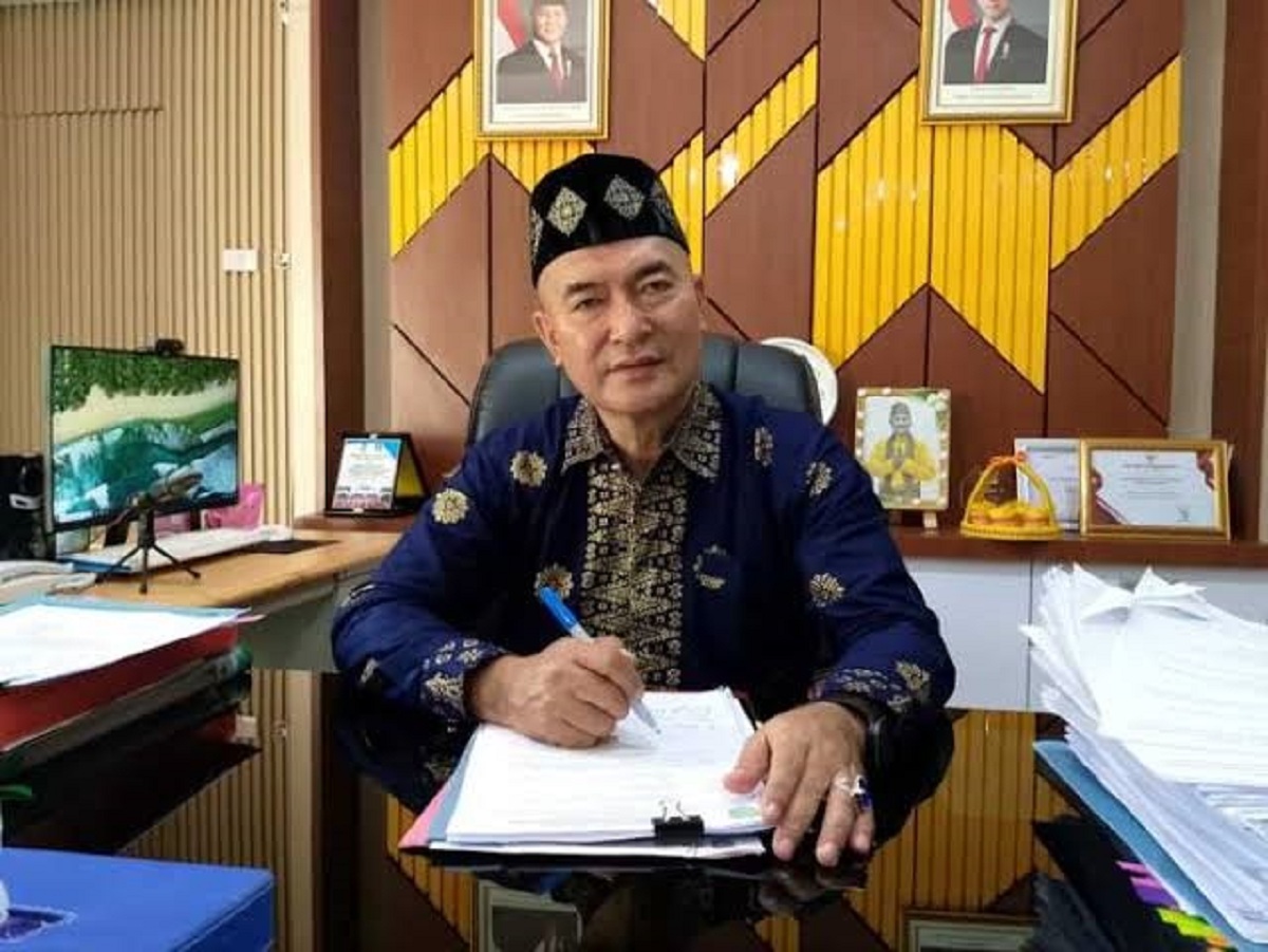 Kadisdikbud Singkawang, Asmadi