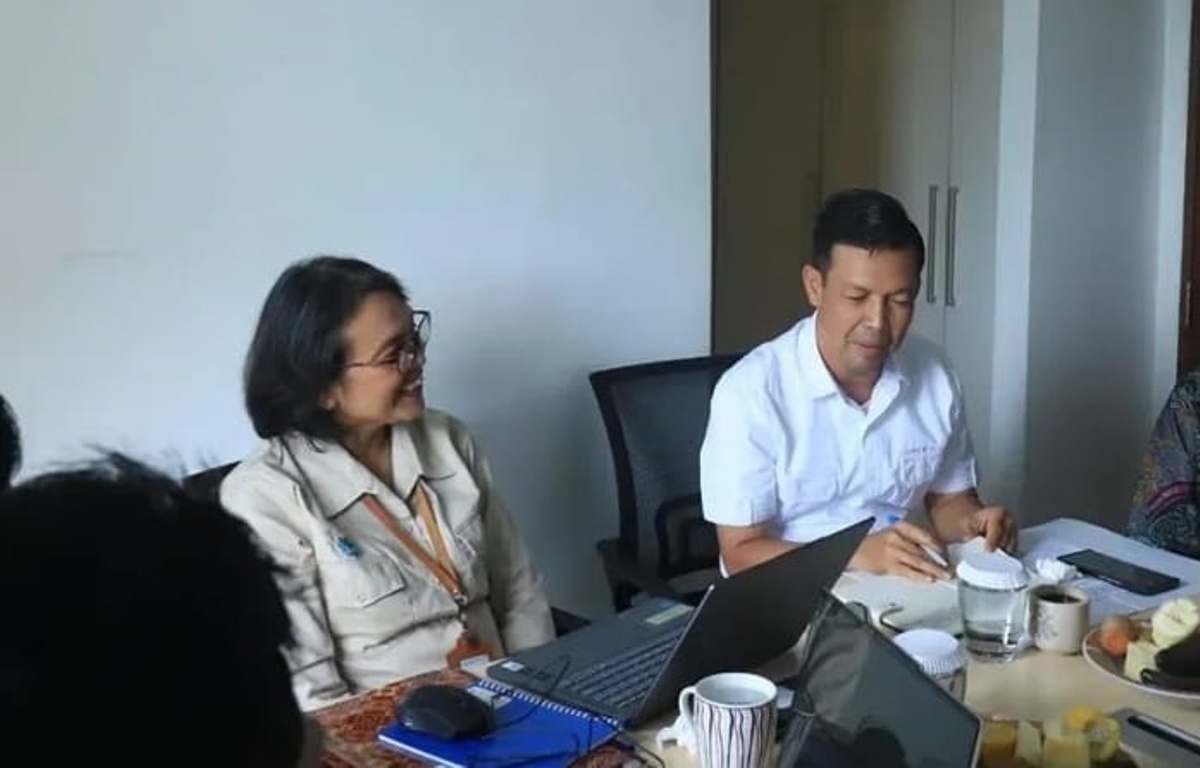 DPRD Kabupaten Sambas saat konsultasi ke Balai Ekosistem Gambut dan Mangrove di Kota Pontianak.