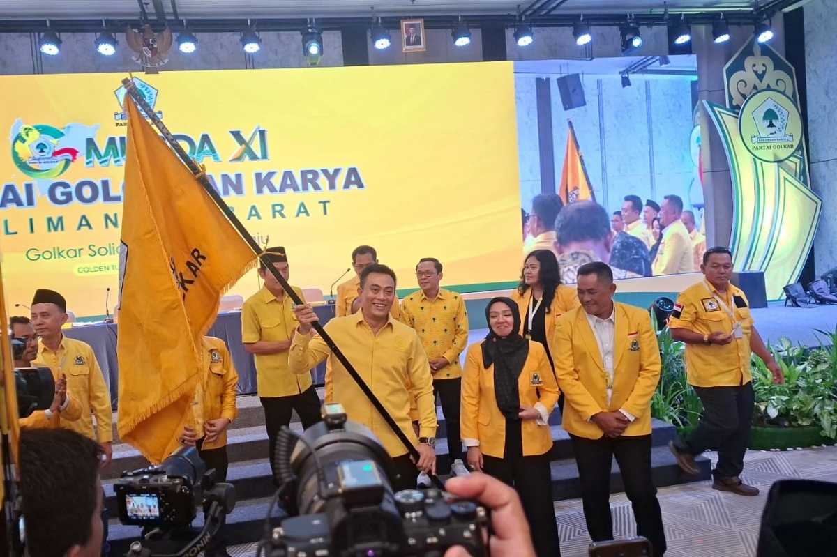 Ketua Dewan Pimpinan Daerah (DPD) Partai Golkar Provinsi Kalimantan Barat periode 2025&ndash;2030, Ichfany diamanatkan menahkodai pohon beingin Kalbar, agenda konsolidasi jadi prioritasnya.