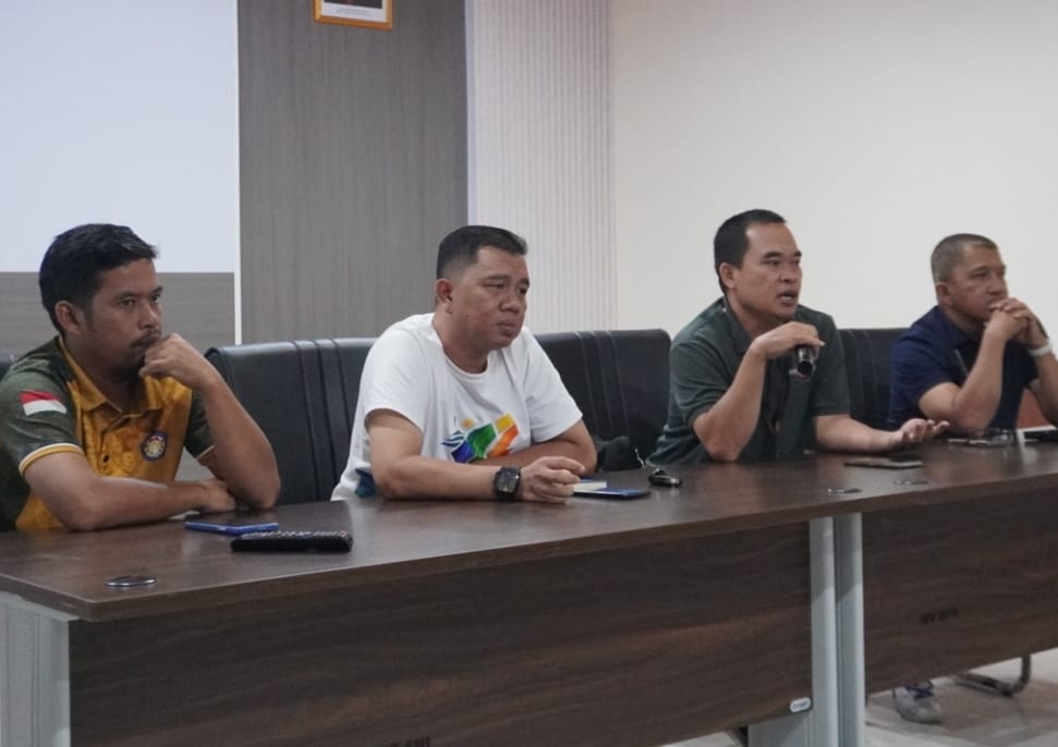 Direktur Poltesa saat menekankan bagaimana pembuatan aplikasi aduan digital menjadi upaya menjaga keamanan dan kenyamanan kampus.