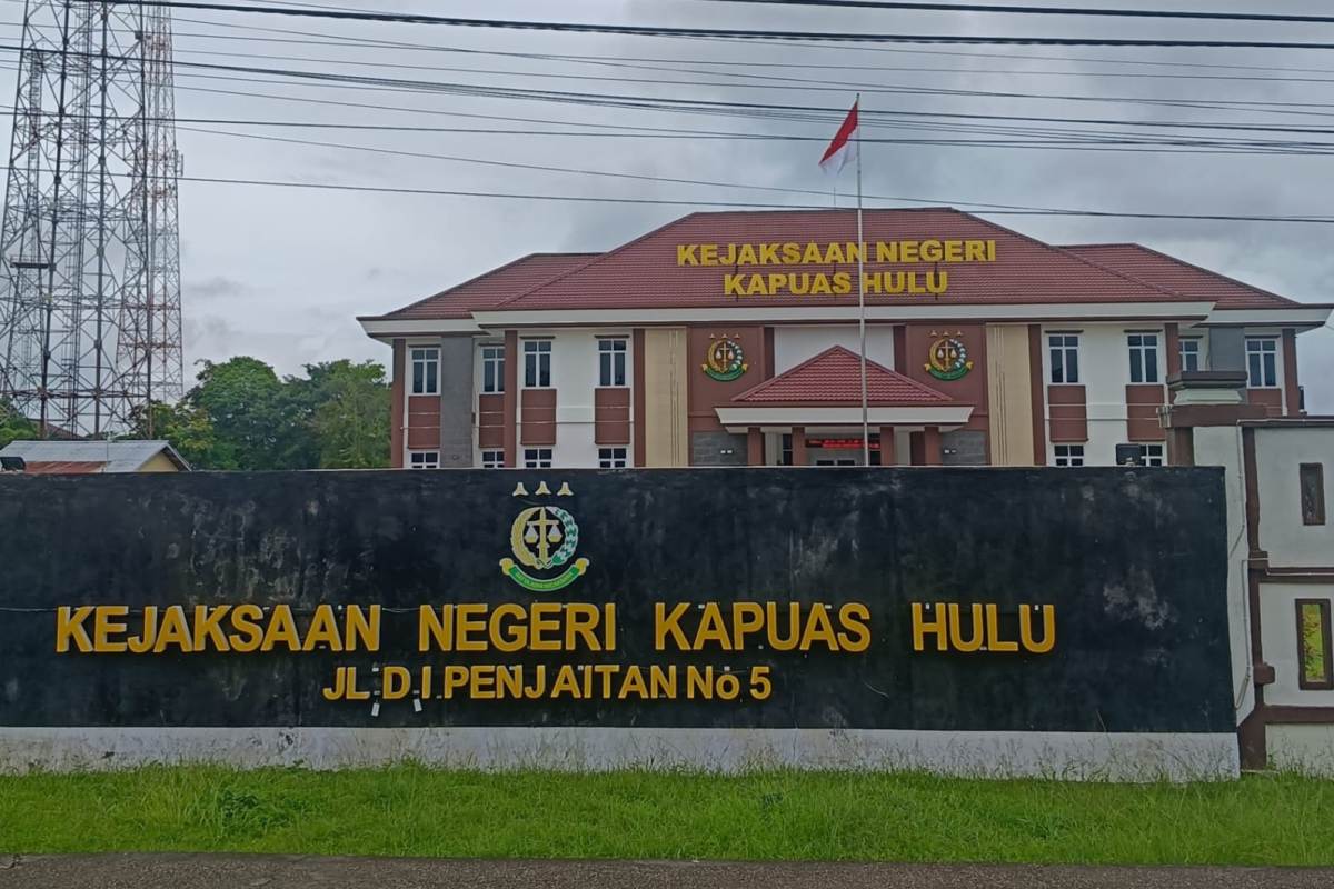 Kantor Kejaksaan Negeri Kapuas Hulu. 
