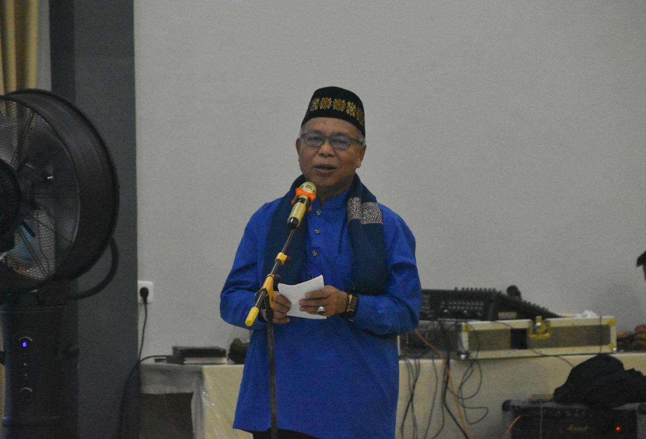 PWRI : Staf Ahli Bupati Sintang Bidang Perekonomian, Pembangunan, dan Keuangan, Helmi, mengatakan pemerintah daerah menghargai keberadaan PWRI sebagai wadah silaturahmi para purna ASN.