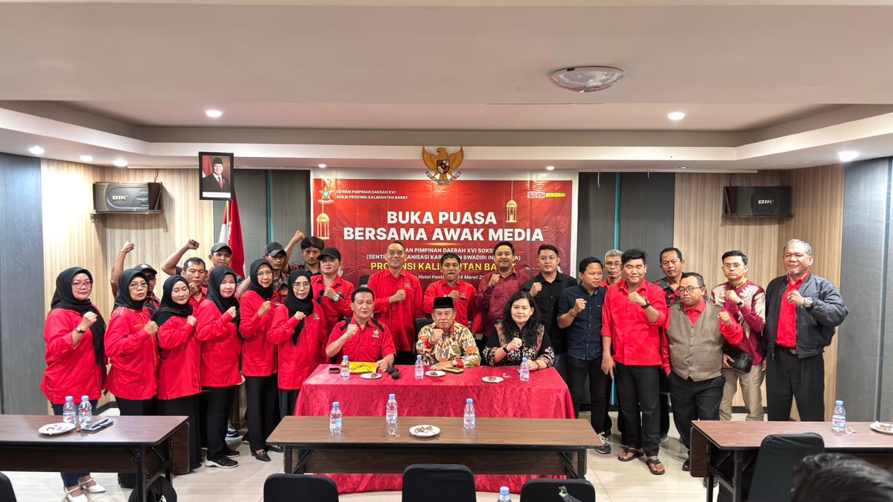 Ketua DPD XVI SOKSI Kalbar, Heri Mustamin, saat menyampaikan dukungan kepada Ichfany sebagai Ketua DPD Golkar Kalbar di acara buka puasa bersama.