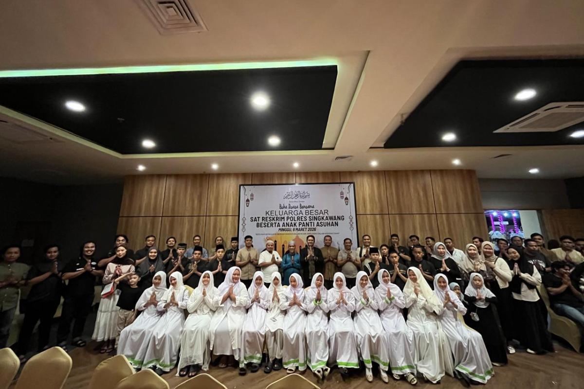 Satreskrim Polres Singkawang menggelar buka bersama dan satunan anak yatim.