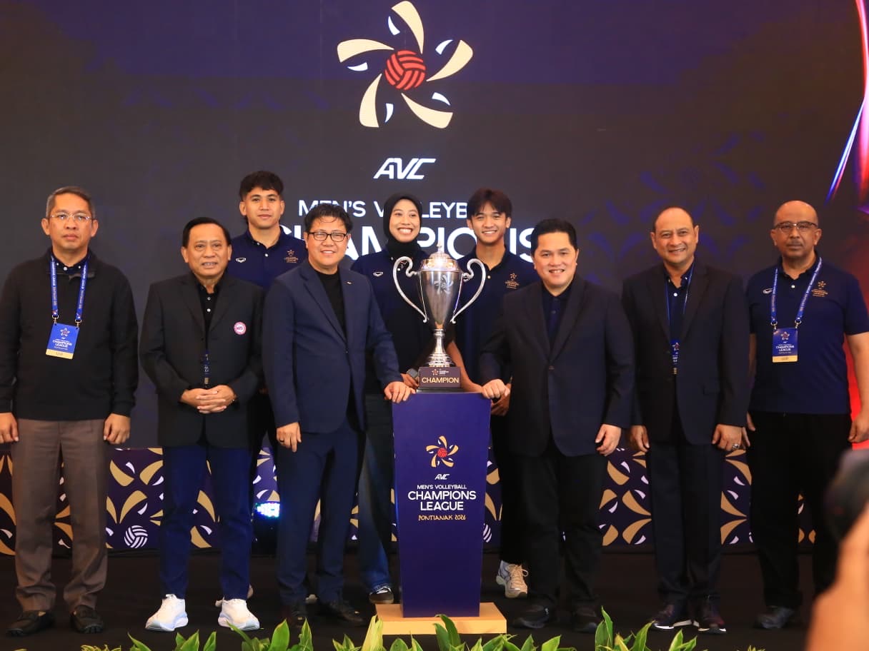 Perwakilan panitia, atlet voli dan Erick Thohir berfoto bersama usai drawing AVC Men&rsquo;s Champions League 2026 di Jakarta.
