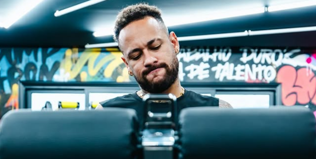 Carlo Ancelotti masih belum memanggil Neymar dalam laga persahabatan jelang Piala Dunai 2026.[Foto: Instagram/@neymarjr]